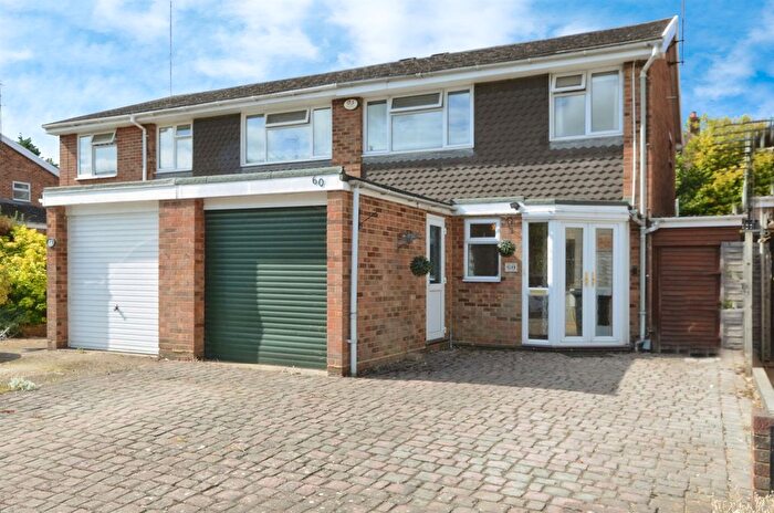 3 Bedroom Semi-detached House For Sale In Waveney Road, Harpenden, AL5