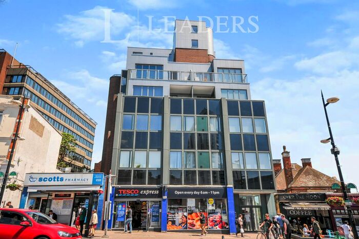 2 Bedroom Property To Rent In Broadway House, High Street, Bromley, BR1