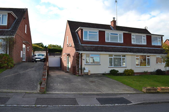 4 Bedroom Semi Detached House To Rent In Westwood Road, Newbury, RG14