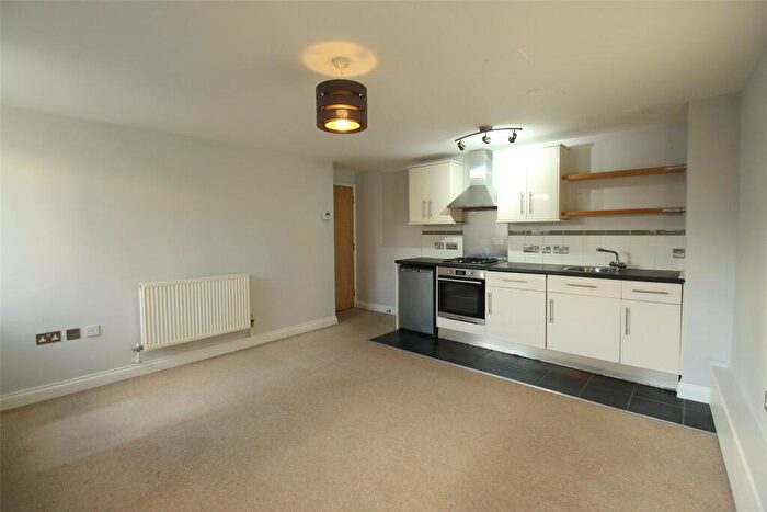1 Bedroom Apartment To Rent In North Street, Bedminster, Bristol, Somerset, BS3