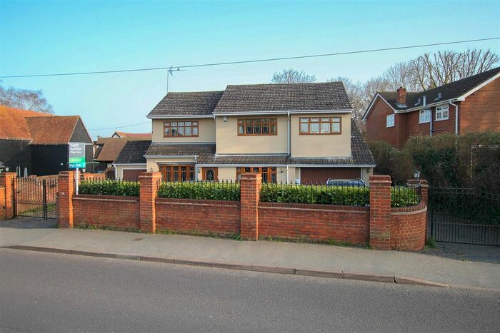 4 Bedroom Detached House For Sale In Church Lane, Doddinghurst, Brentwood, CM15