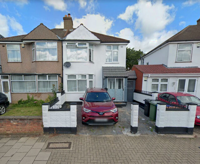 3 Bedroom Semi-Detached House To Rent In Whitefriars Drive, Harrow, HA3