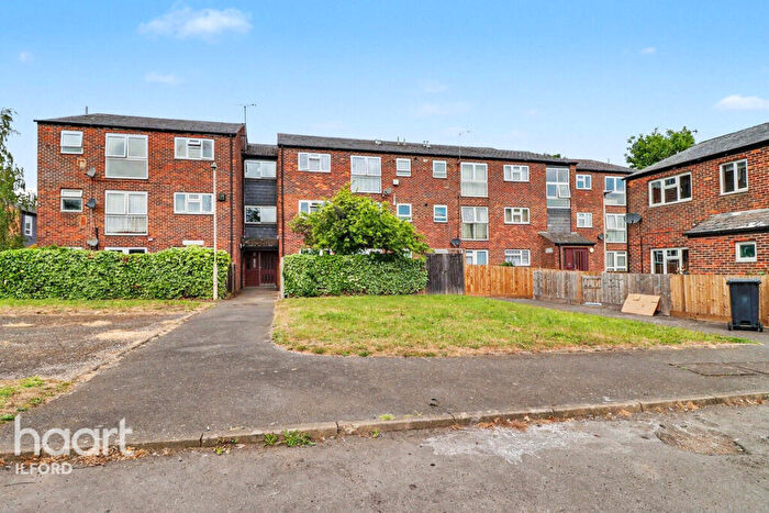 1 Bedroom Flat To Rent In Jefferson Close, Ilford, IG2