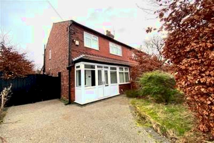 3 Bedroom House To Rent In Vaughn Road, Chorlton, M21