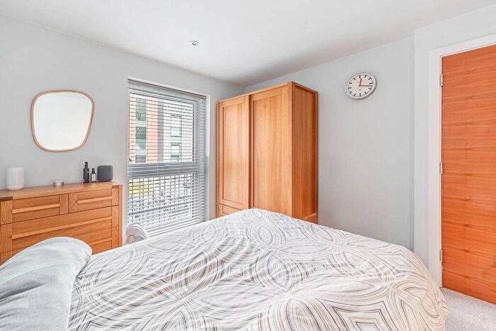 1 Bedroom Flat To Rent In Stanmore Place, Stanmore, HA7