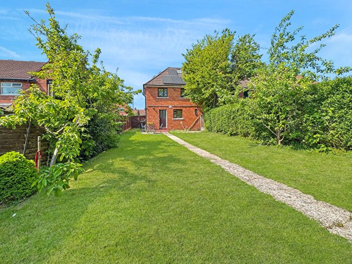 3 Bedroom End Of Terrace House For Sale In Lydney Road, Bristol, BS10
