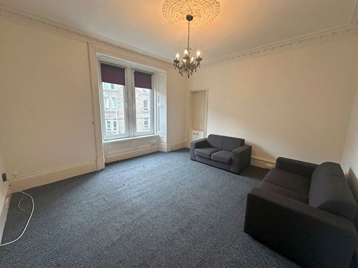 2 Bedroom Flat To Rent In Clepington Road, Dundee, DD3