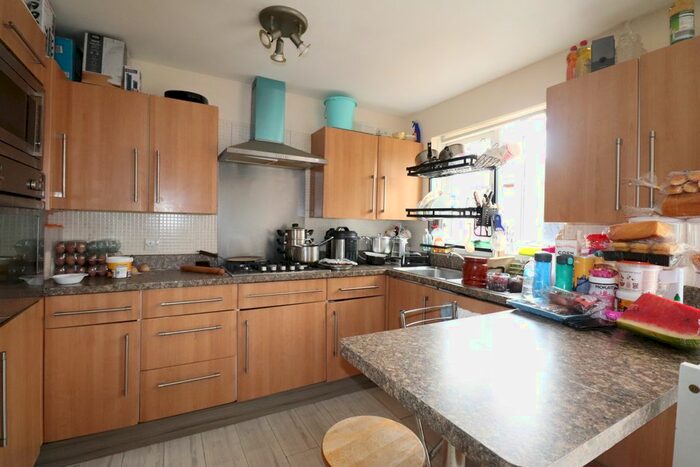 3 Bedroom Terraced House To Rent In Brindley Way, Smethwick, B66