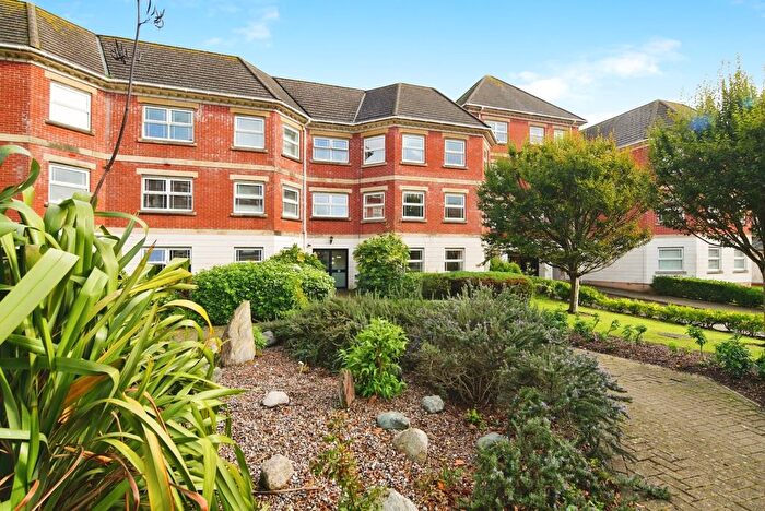 1 Bedroom Flat For Sale In Chatsworth Square, Hove, East Sussex, BN3