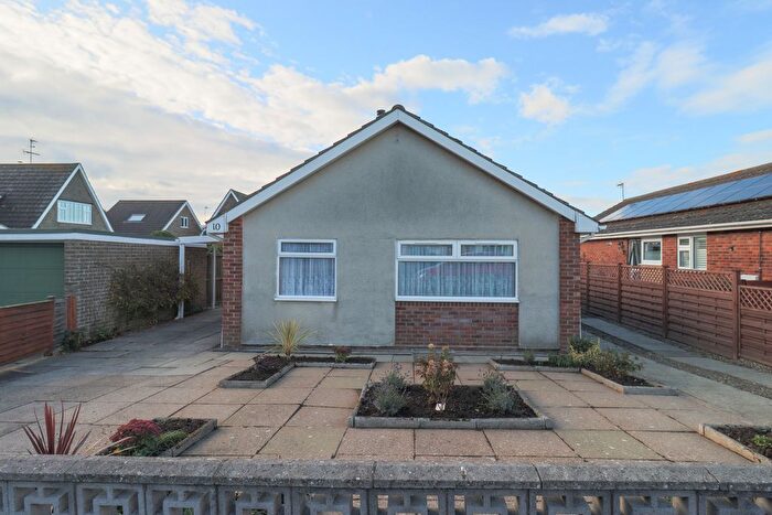 3 Bedroom Detached Bungalow For Sale In Arndale Way, Filey, YO14