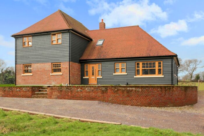 5 Bedroom Detached House To Rent In Botley, Southampton, SO32