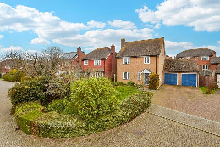 4 Bedroom Detached House For Sale In Burgess Close, Minster, Ramsgate, Kent, CT12