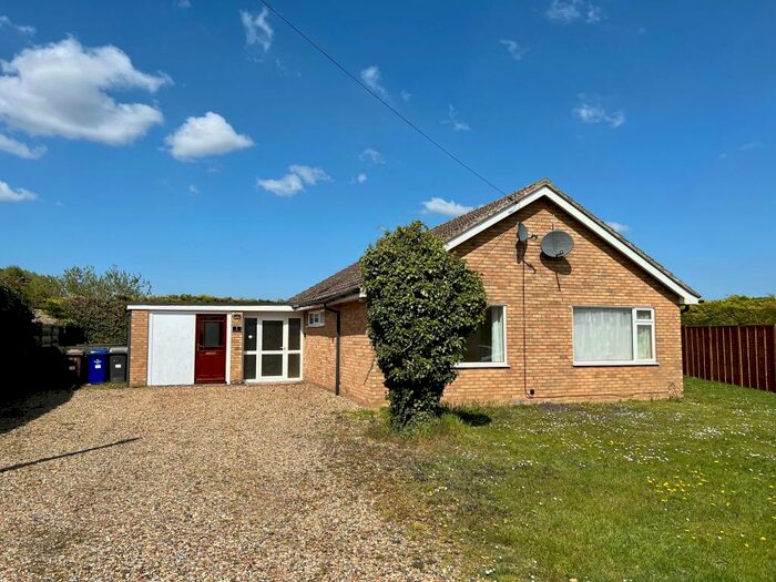 3 Bedroom Bungalow To Rent In The Green, West Row, Bury St. Edmunds, IP28