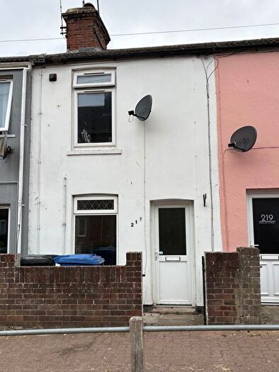 2 Bedroom Terraced House To Rent In Raglan Street, Lowestoft, NR32