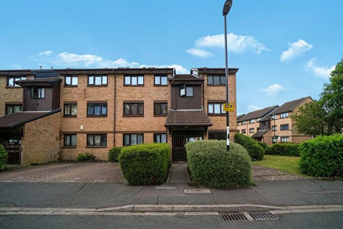 1 Bedroom Flat For Sale In Redgrave Close, Croydon, CR0