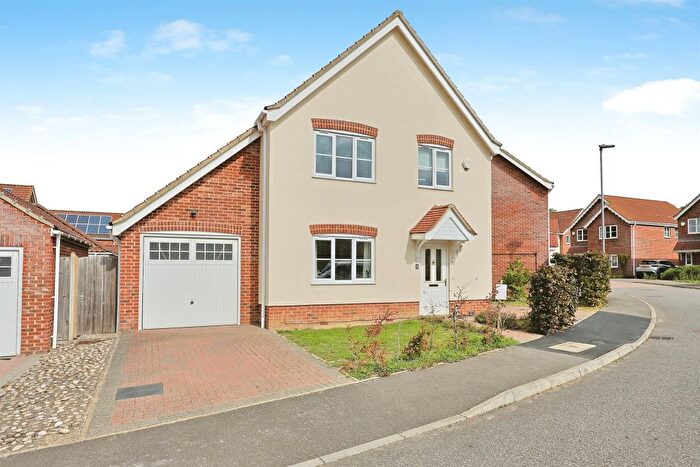 4 Bedroom Detached House For Sale In Monarch Close, Wymondham, NR18