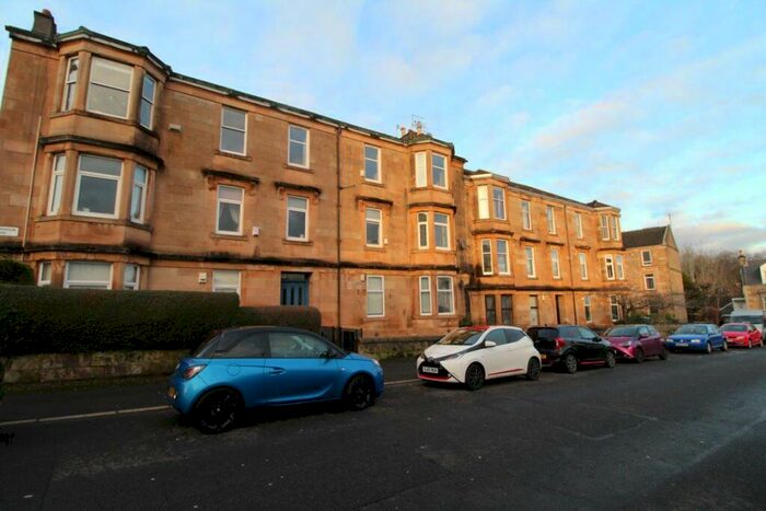 3 Bedroom Flat To Rent In Barterholm Road, Paisley, PA2