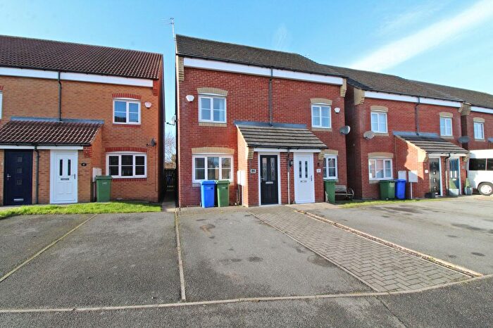 3 Bedroom Semi-Detached House For Sale In Heather Lea, Blyth, NE24