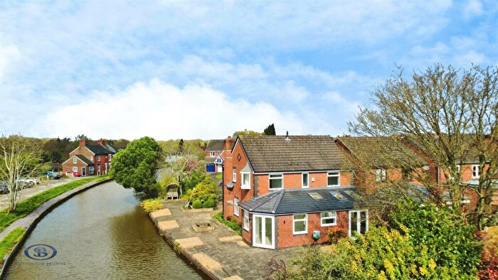 4 Bedroom Detached House For Sale In Carlyle Close, Rode Heath, ST7