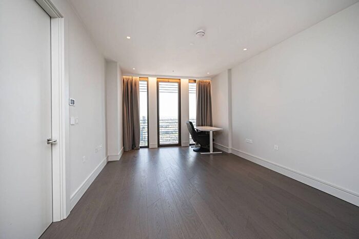1 Bedroom Flat To Rent In Houndsditch, Bishopsgate, London, EC3A