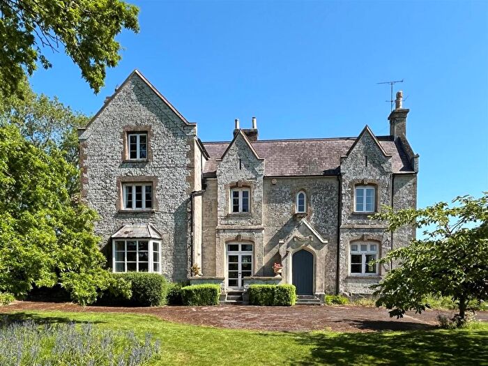 7 Bedroom Detached House To Rent In Manor Road, Mere, BA12