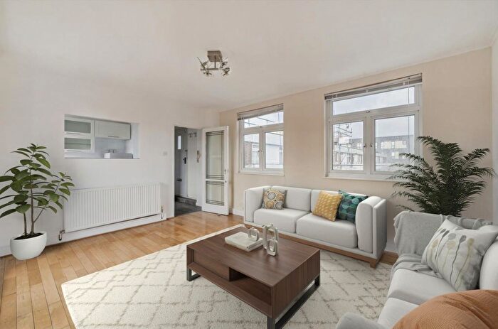 1 Bedroom Flat For Sale In Bowley House, Bermondsey, SE16
