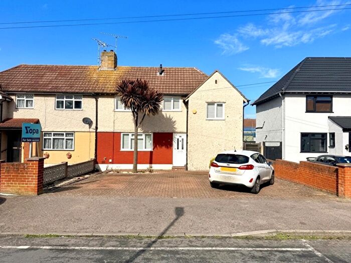 2 Bedroom Semi Detached House For Sale In Haig Avenue, Gillingham, ME7