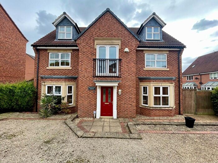 5 Bedroom Detached House To Rent In Starflower Way, Mickleover, DE3