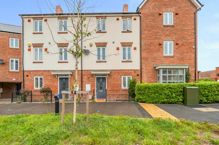 5 Bedroom House To Rent In William Heelas Way, Wokingham, Berkshire, RG40