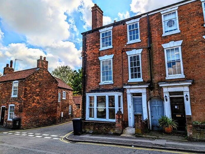 1 Bedroom Flat To Rent In Broadbank Louth, LN11