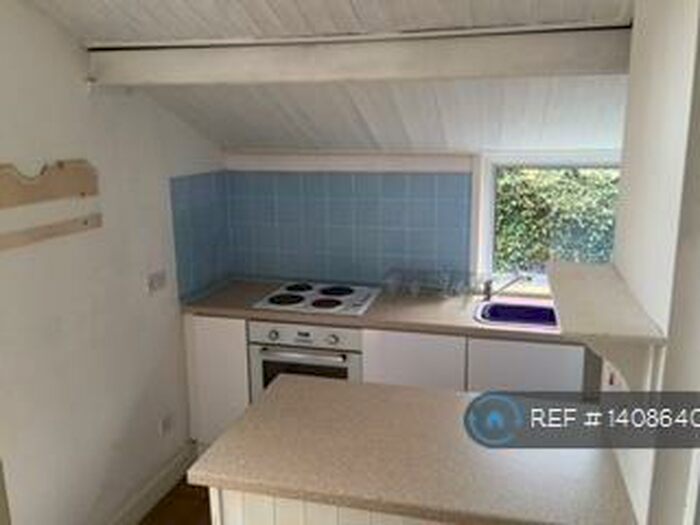 2 Bedroom Bungalow To Rent In Perth Street, Blairgowrie, PH10