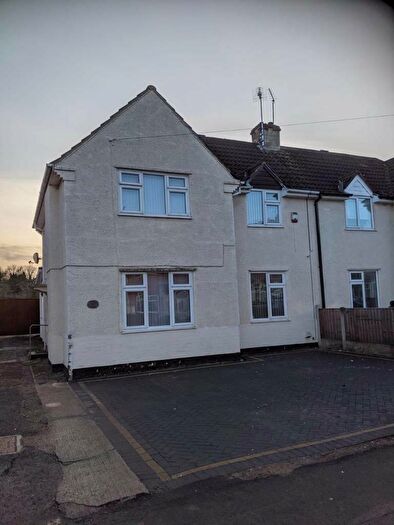 3 Bedroom Semi-Detached House To Rent In Burlington Avenue, Langwith Junction, Mansfield, Derbyshire, NG20