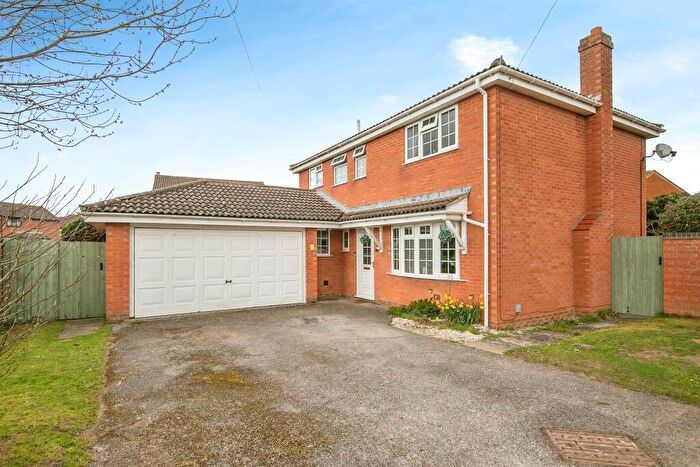 4 Bedroom Detached House For Sale In Turkentine Close, Great Cornard, Sudbury, CO10