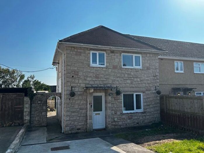 2 Bedroom Property To Rent In Dwyfor, Llanelli, SA14