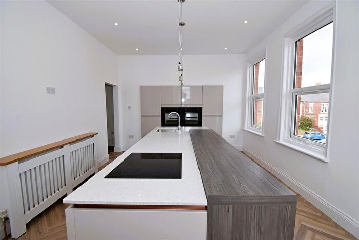 4 Bedroom Maisonette For Sale In Stanhope Road, South Shields, NE33