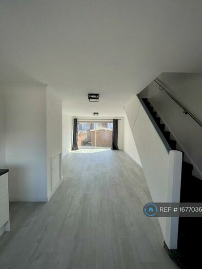 2 Bedroom Terraced House To Rent In Seagull Road, Rochester, ME2