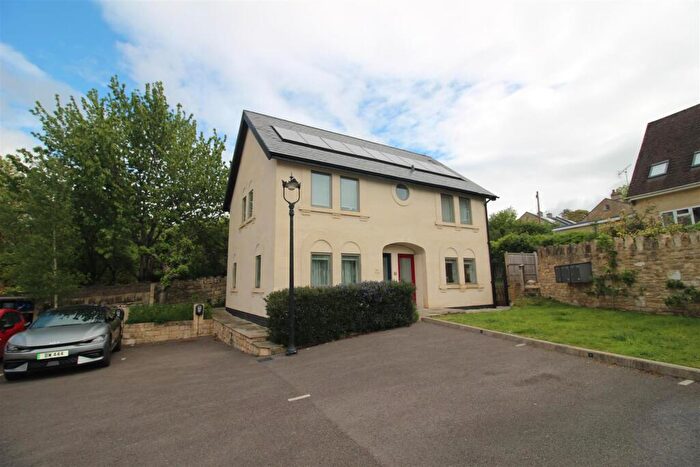 Studio To Rent In Darlington Road, Bath, BA2