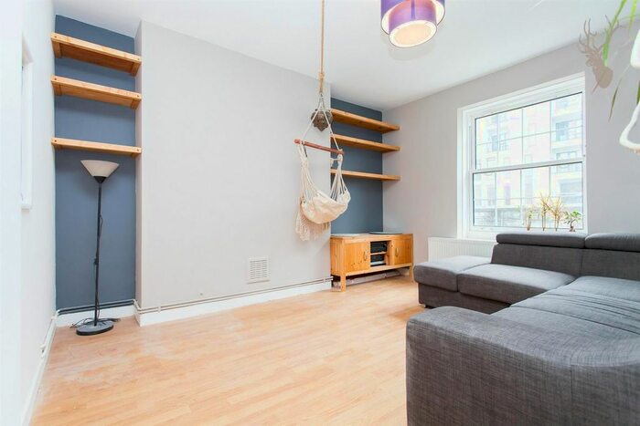 1 Bedroom Flat To Rent In Pembury Road, Clapton, London, E5