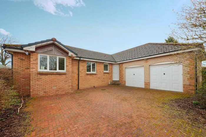 3 Bedroom Bungalow For Sale In Colliehill Road, Biggar, ML12