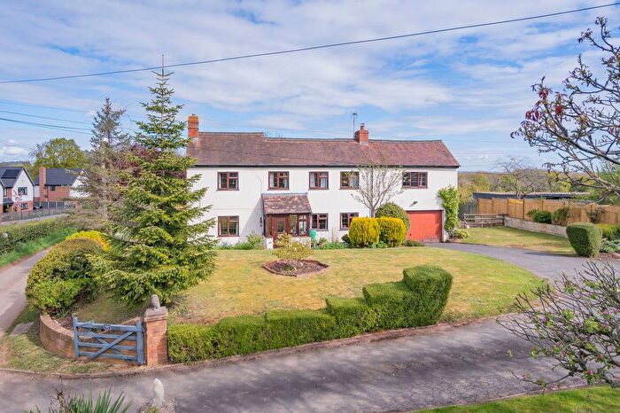 5 Bedroom Detached House For Sale In Folly Road, Alfrick, Worcester, WR6