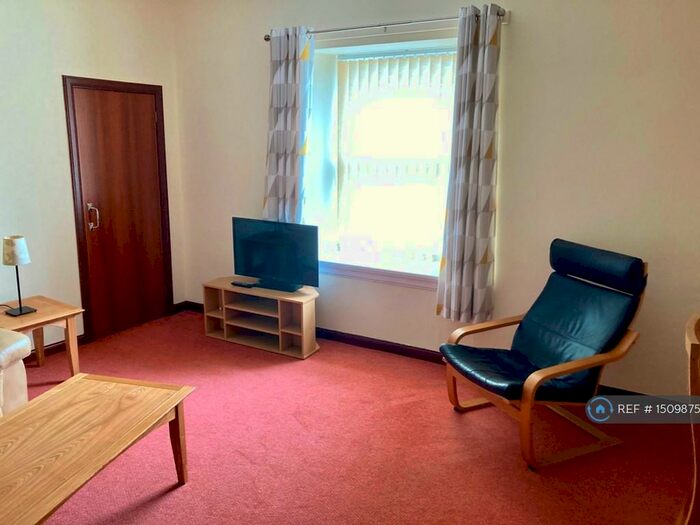2 Bedroom Flat To Rent In Low Street, Banff, AB45