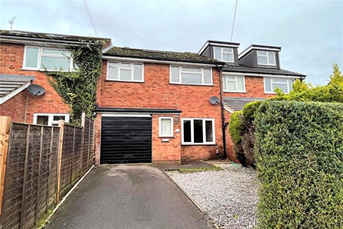 4 Bedroom Terraced House To Rent In Chestnut Lane, Amersham, Buckinghamshire, HP6