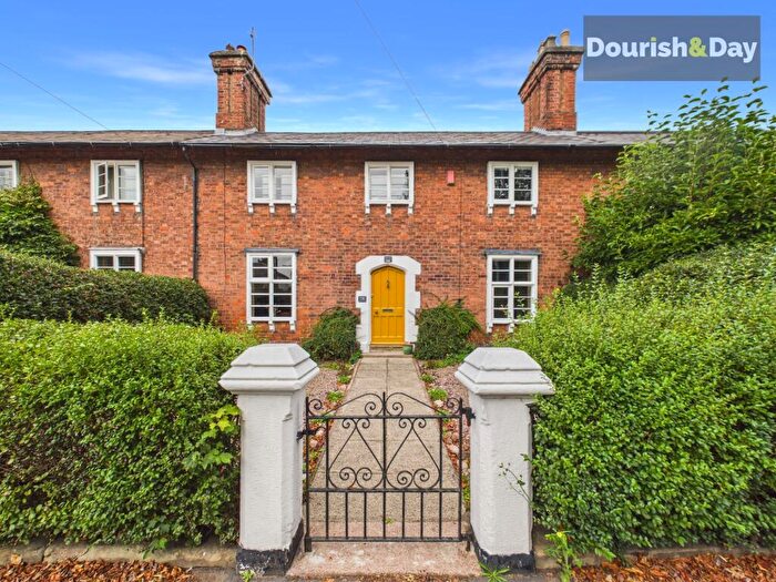 3 Bedroom Terraced House For Sale In Newport Road, Stafford, ST16