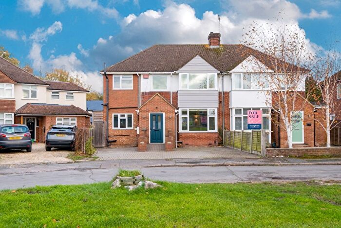 4 Bedroom Semi Detached House To Rent In Stanhope Close, Wendover, Aylesbury, HP22