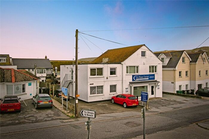 4 Bedroom Flat For Sale In Wheal Leisure, Perranporth, Cornwall, TR6