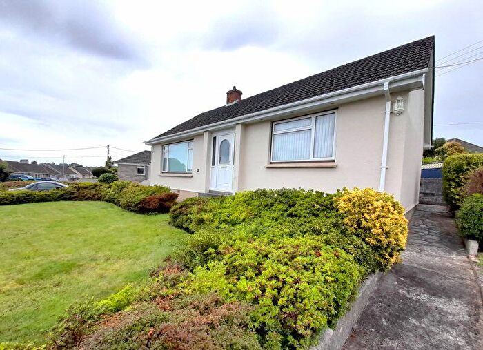 3 Bedroom Bungalow For Sale In Trevanion Road, Trewoon, PL25