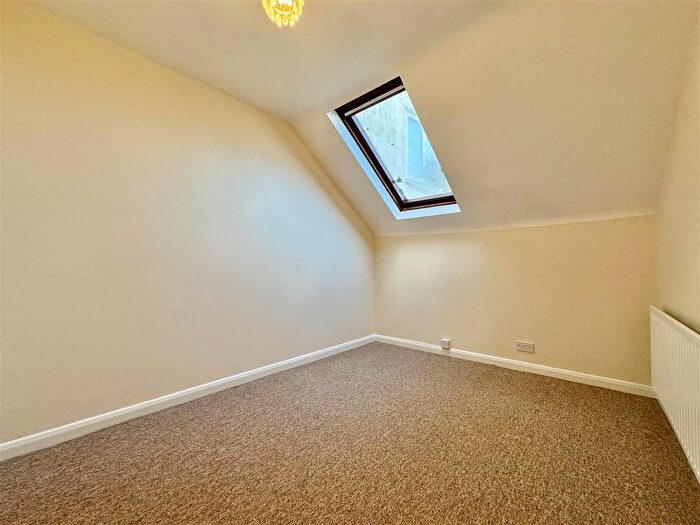 2 Bedroom End Of Terrace House To Rent In Eversley Road, Bexhill-On-Sea, TN40