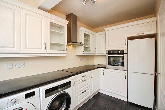 1 Bedroom Flat For Sale In Clarence Court, Clarence Road, Hinckley, LE10