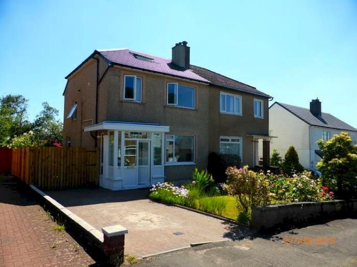 4 Bedroom Semi-Detached House To Rent In Inveroran Drive, G61