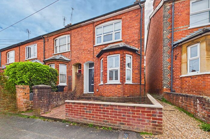 3 Bedroom End Terrace House For Sale In New Road, Blackwater, Camberley, Hampshire, GU17